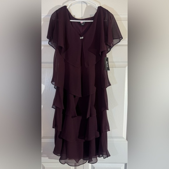 SLNY Dresses & Skirts - SLNY High Low Sundress with Flutter Sleeves in “Fig” Size 10P